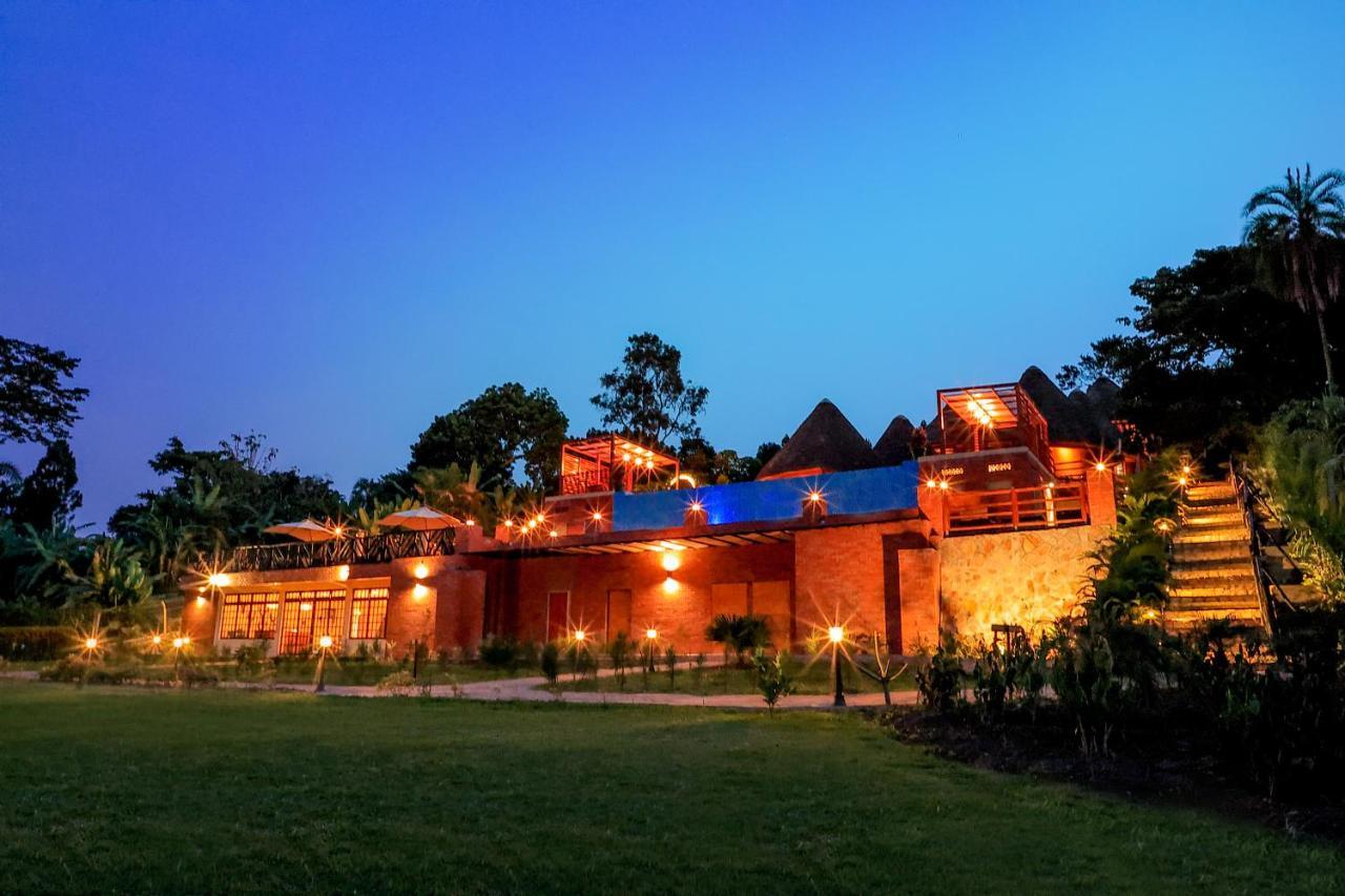 Divine Resort & Spa كامبالا المظهر الخارجي الصورة