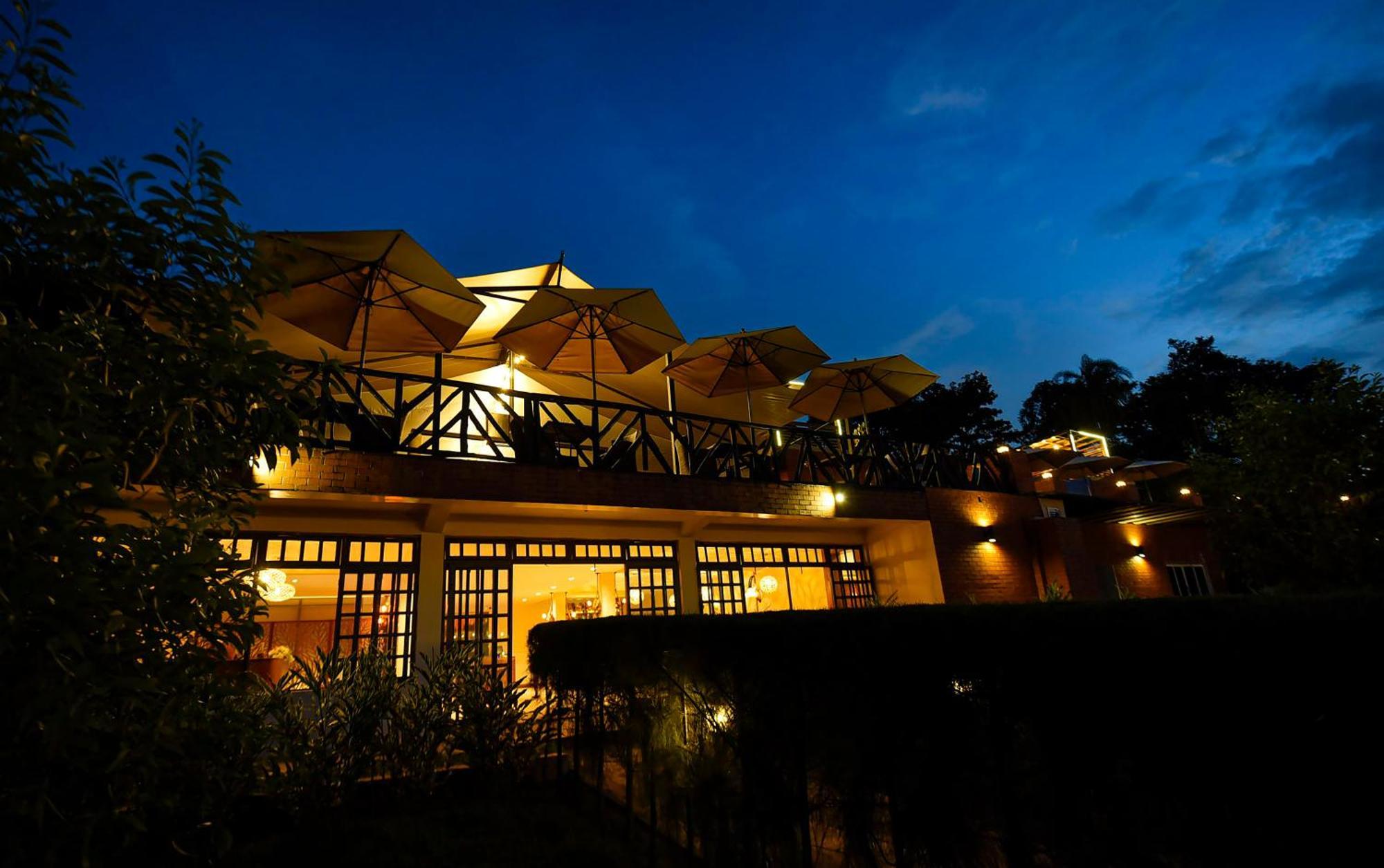 Divine Resort & Spa كامبالا المظهر الخارجي الصورة